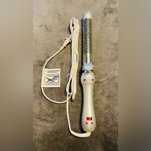 Beachwaver Pro 1.25 s- Never used